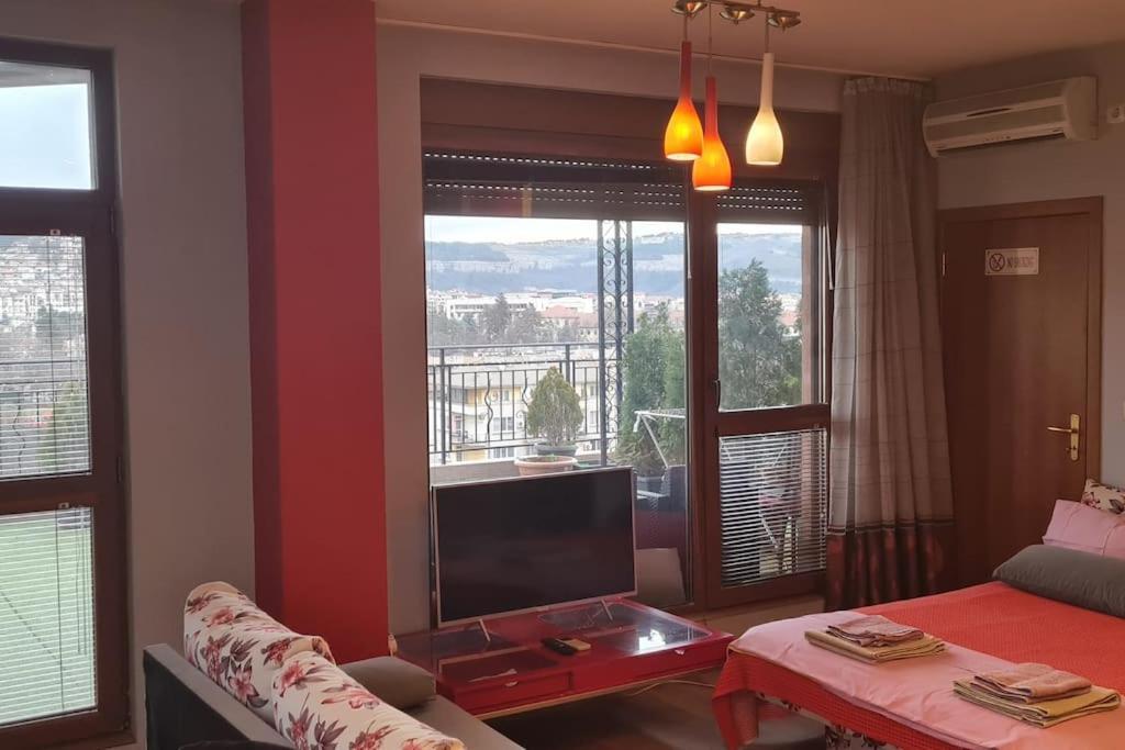 וליקו טורנובו Unique Studio- Great Balcony And View! Parking Possibility! מראה חיצוני תמונה