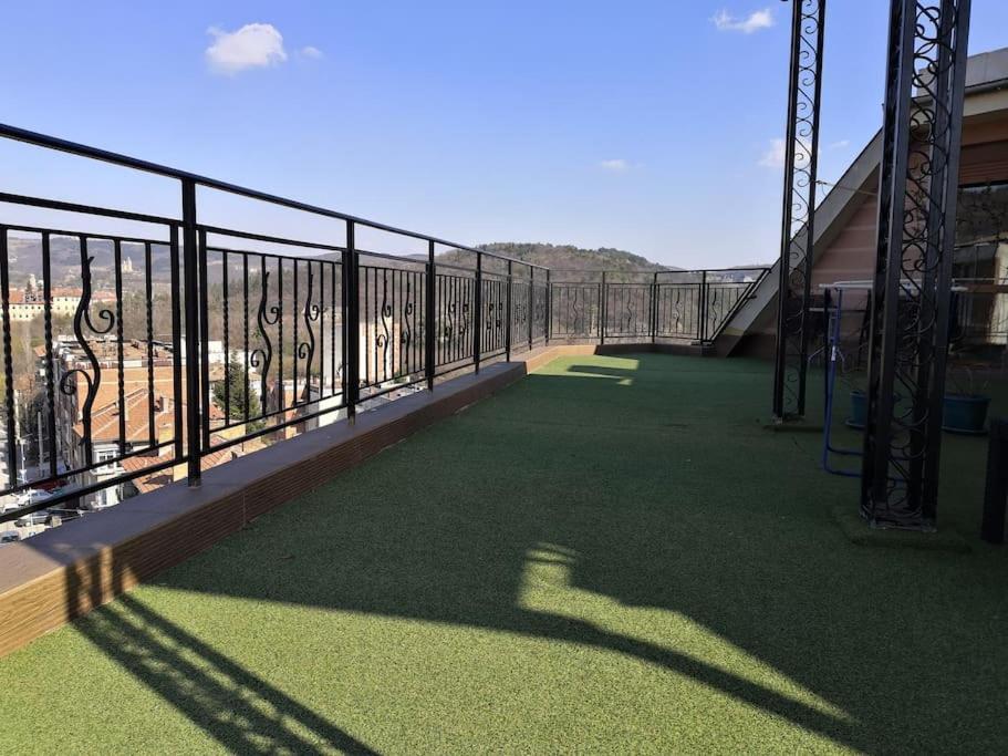 וליקו טורנובו Unique Studio- Great Balcony And View! Parking Possibility! מראה חיצוני תמונה