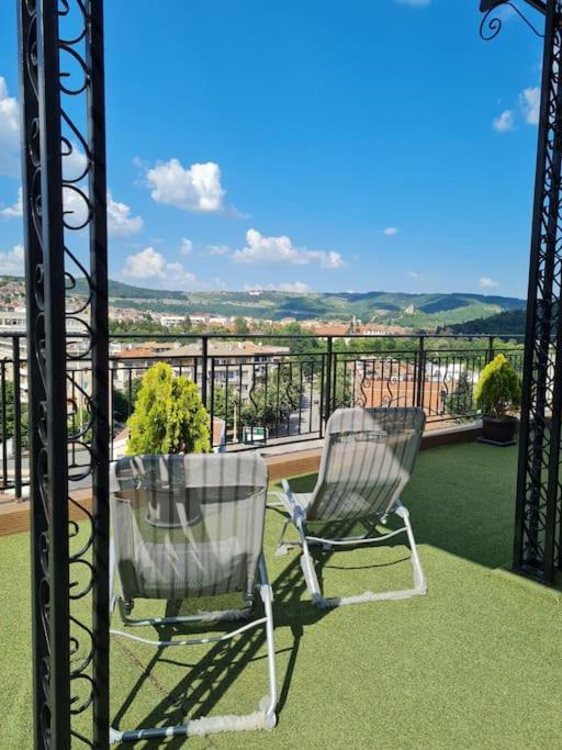 וליקו טורנובו Unique Studio- Great Balcony And View! Parking Possibility! מראה חיצוני תמונה