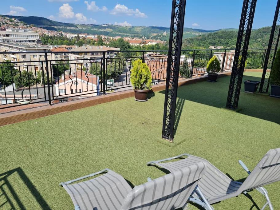 וליקו טורנובו Unique Studio- Great Balcony And View! Parking Possibility! מראה חיצוני תמונה