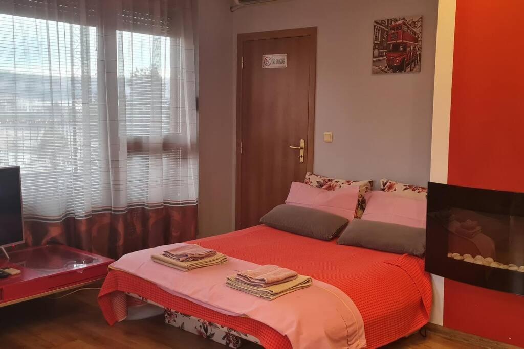 וליקו טורנובו Unique Studio- Great Balcony And View! Parking Possibility! מראה חיצוני תמונה